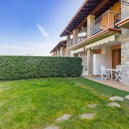 Relax By The Pool - Garden - Garage Appartement Polpenazze del Garda